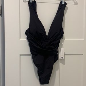 NWT $142 TRINA TURK BLACK PLUNGE WRAP ONE PIECE swimsuit